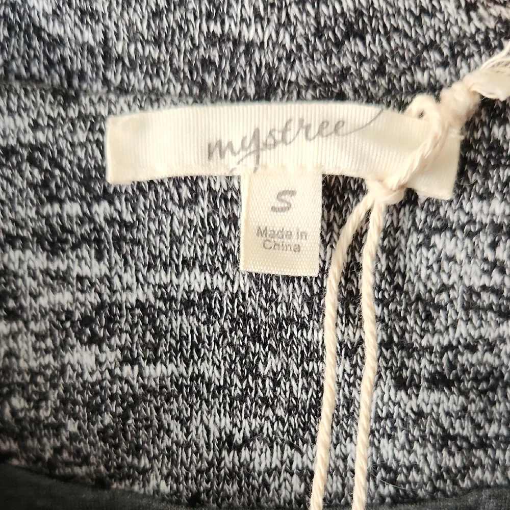Mystree Textured Gray Knit Jacket Blazer Asymmetric Zip Drape Collar Sz S NWT